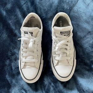 WOMENS LOW TOP WHITE CONVERSE
